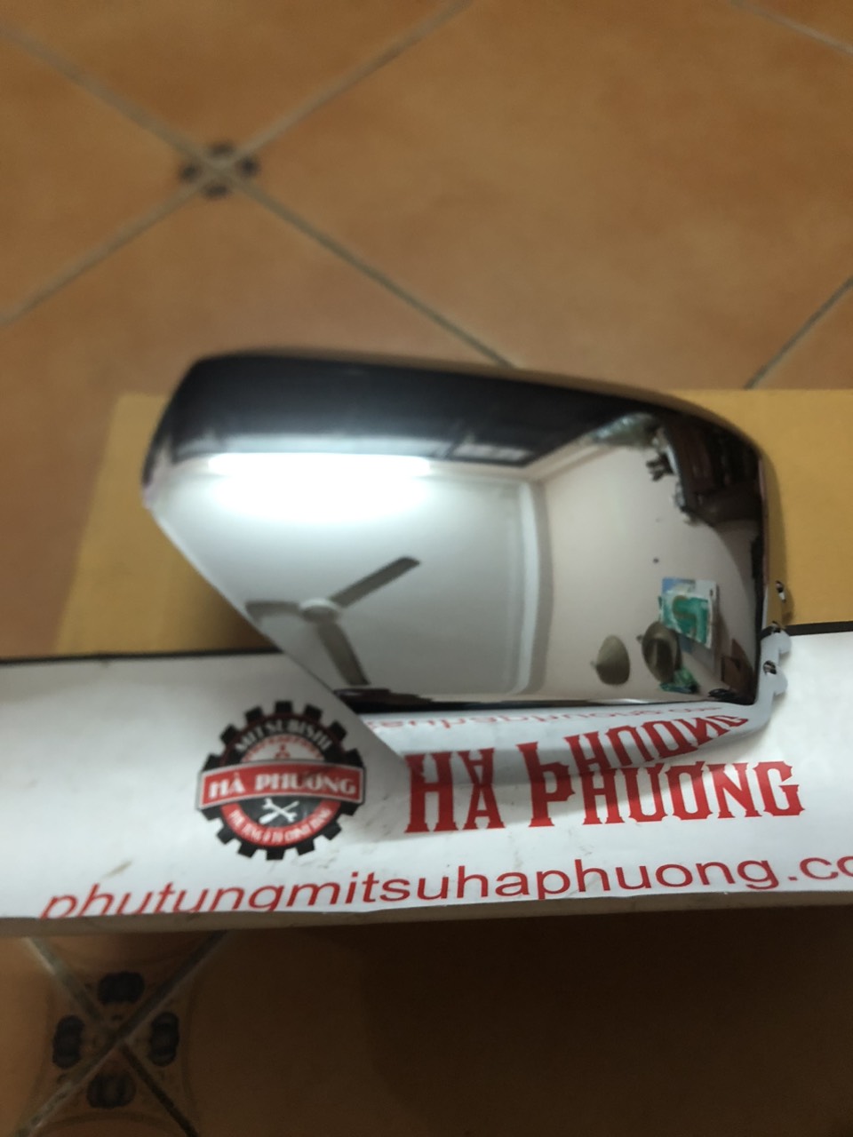 ốp gương xe mitsubishi triton hàng xịn chính hãng, giá tốt tại Hà nội và Thành phố hồ chí minh : 7632A487